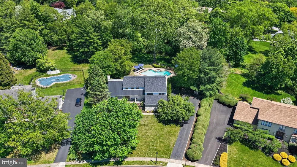 1531 Fulton Dr, Ambler, PA 19002