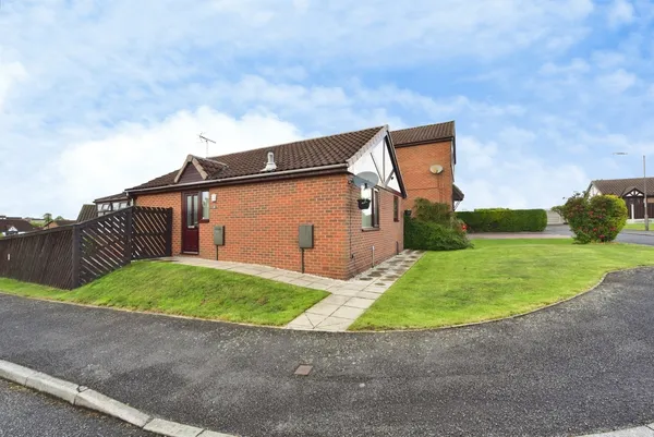 Foxcroft Drive, Killamarsh, Sheffield...