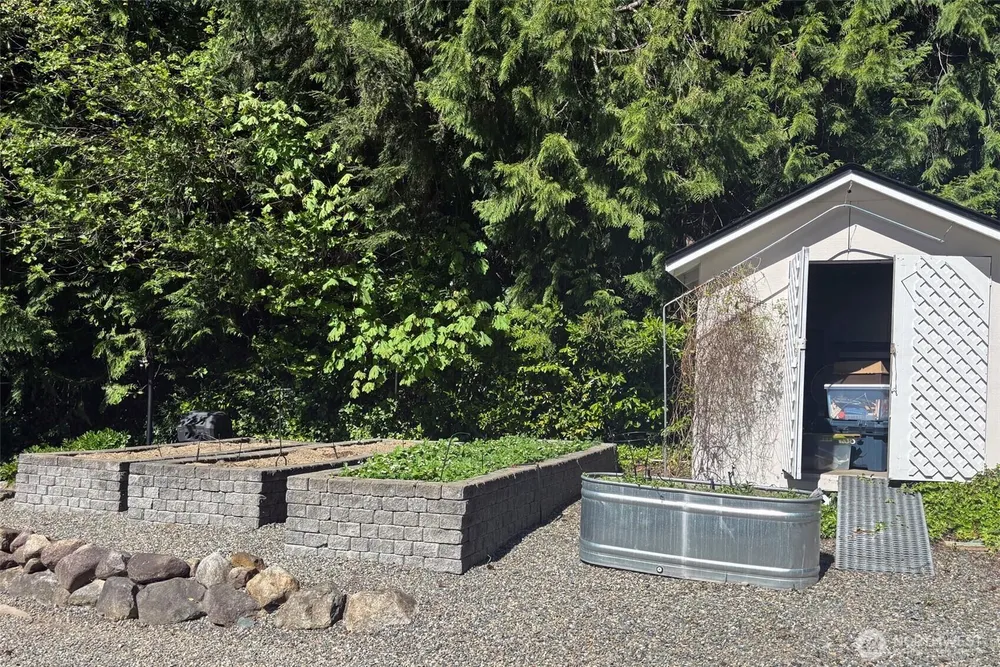 3718 S 334th St, Federal Way, WA 98001