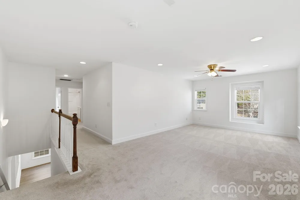 15614 Normans Landing Dr, Charlotte, NC 28273