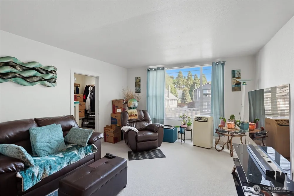911 Martin Luther King Jr Way, Seattle, WA 98122