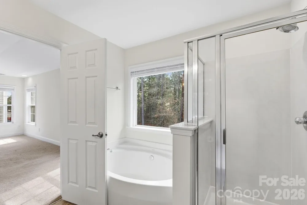 15614 Normans Landing Dr, Charlotte, NC 28273