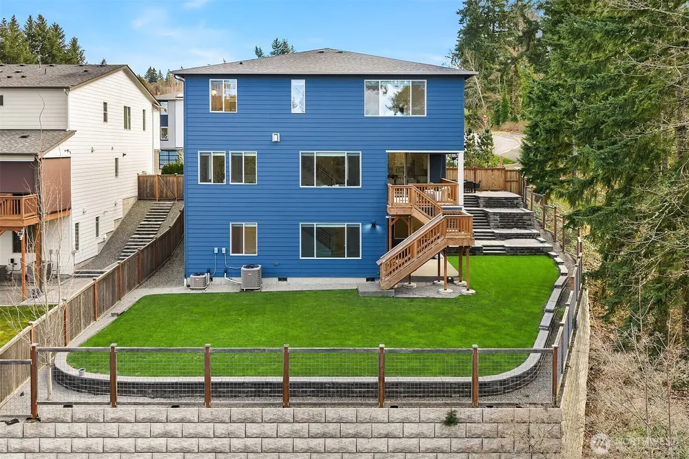 7967 112th Ln SE, Newcastle, WA 98056