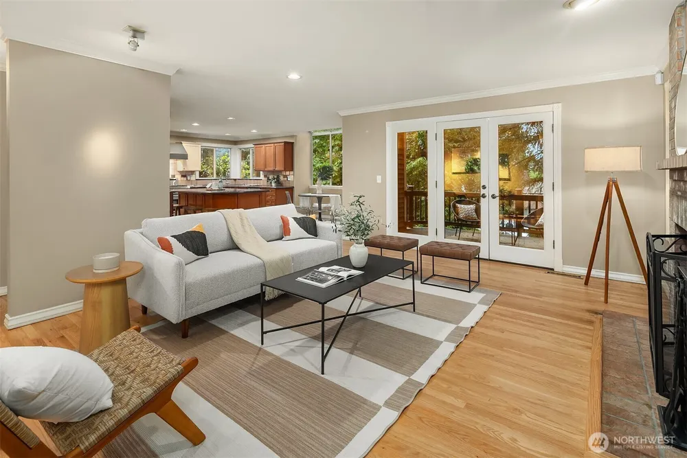 1308 233rd Ave SE, Sammamish, WA 98075