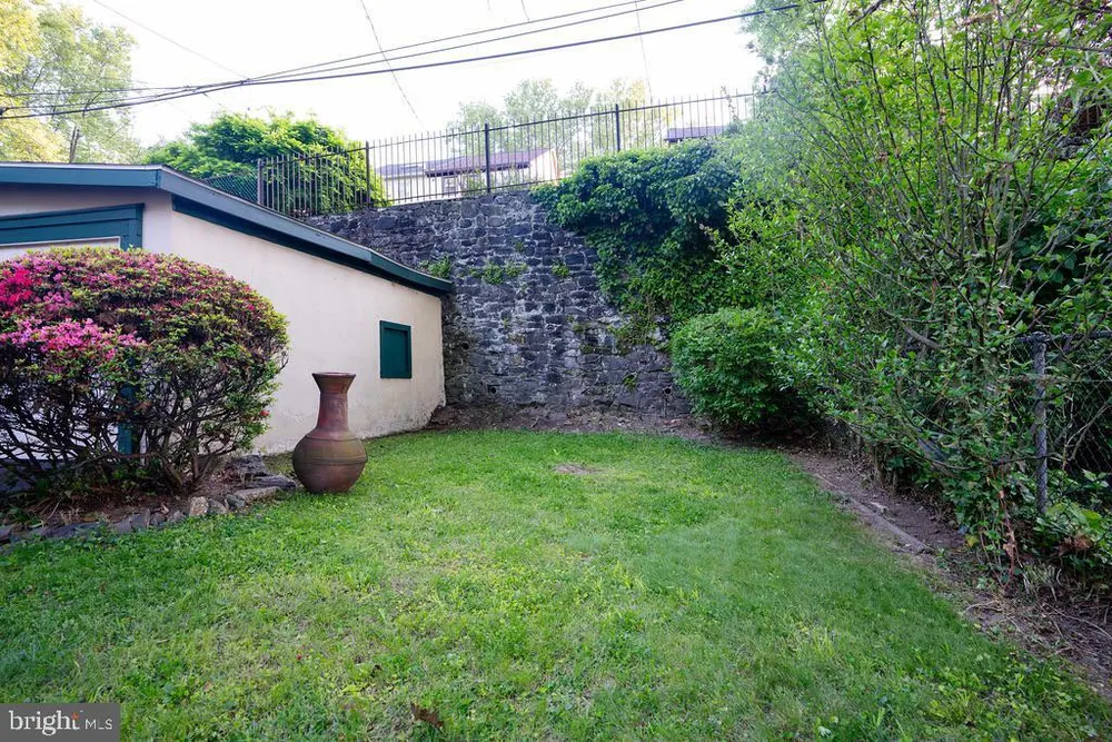 826 Widener Rd, Elkins Park, PA 19027
