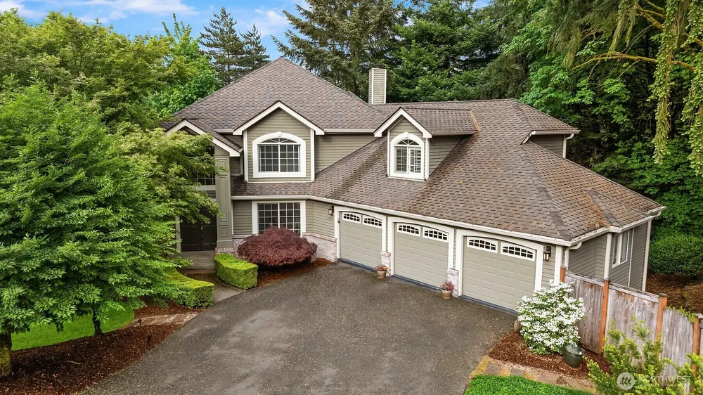 1308 233rd Ave SE, Sammamish, WA 98075