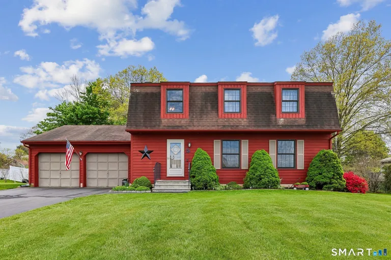 3 EAST WHARF ROAD, Waterford, CT 06385