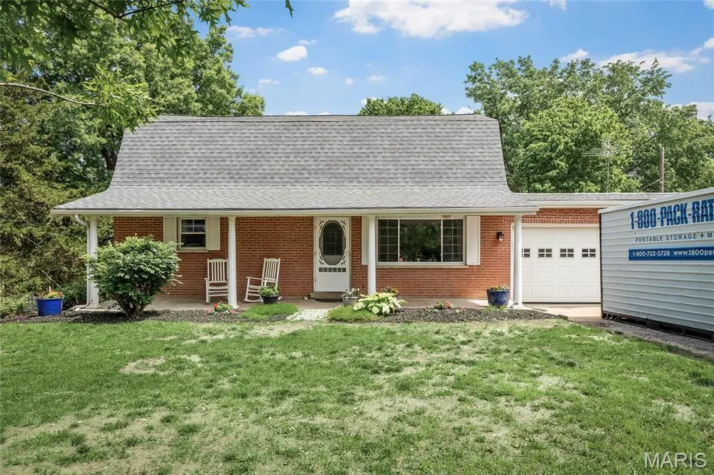 2180 Ebert Ln, Wentzville, MO 63385