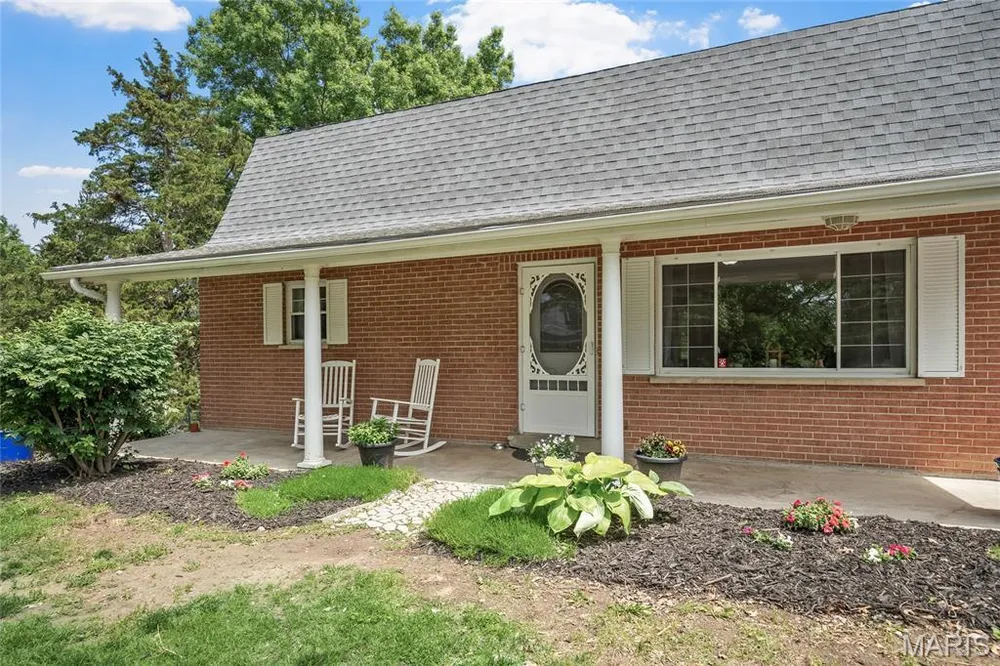 2180 Ebert Ln, Wentzville, MO 63385