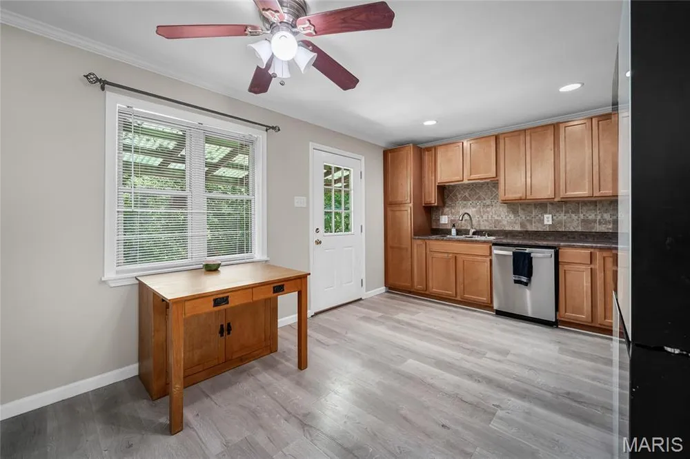 2180 Ebert Ln, Wentzville, MO 63385