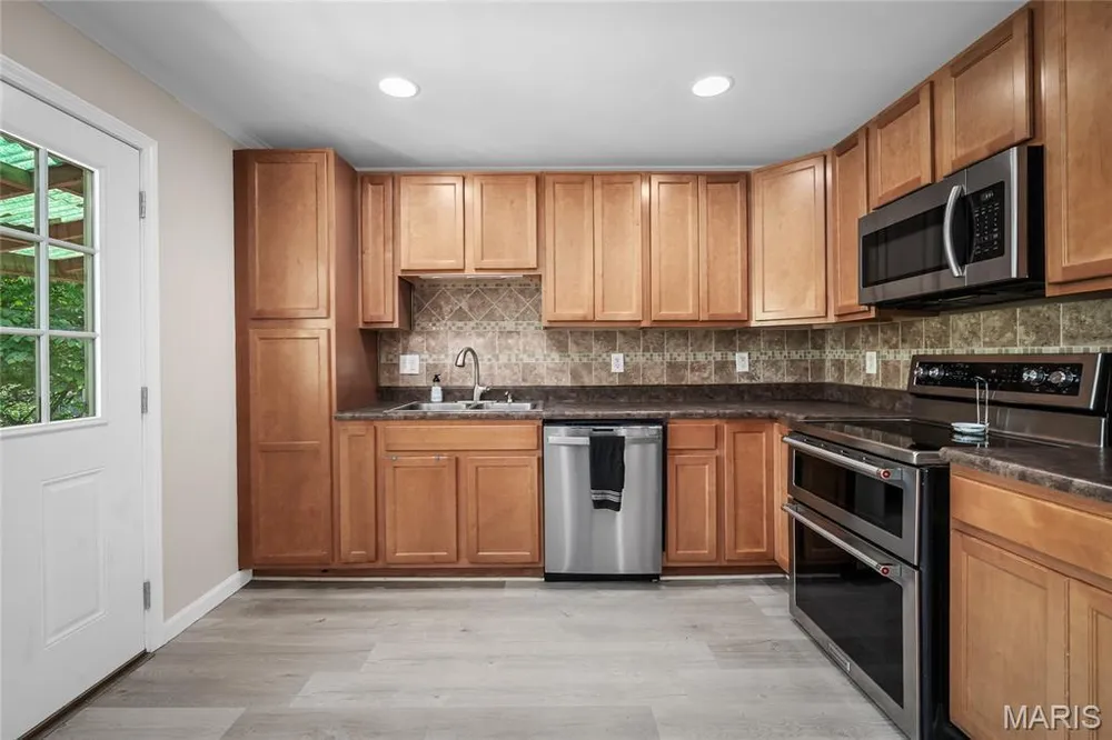 2180 Ebert Ln, Wentzville, MO 63385