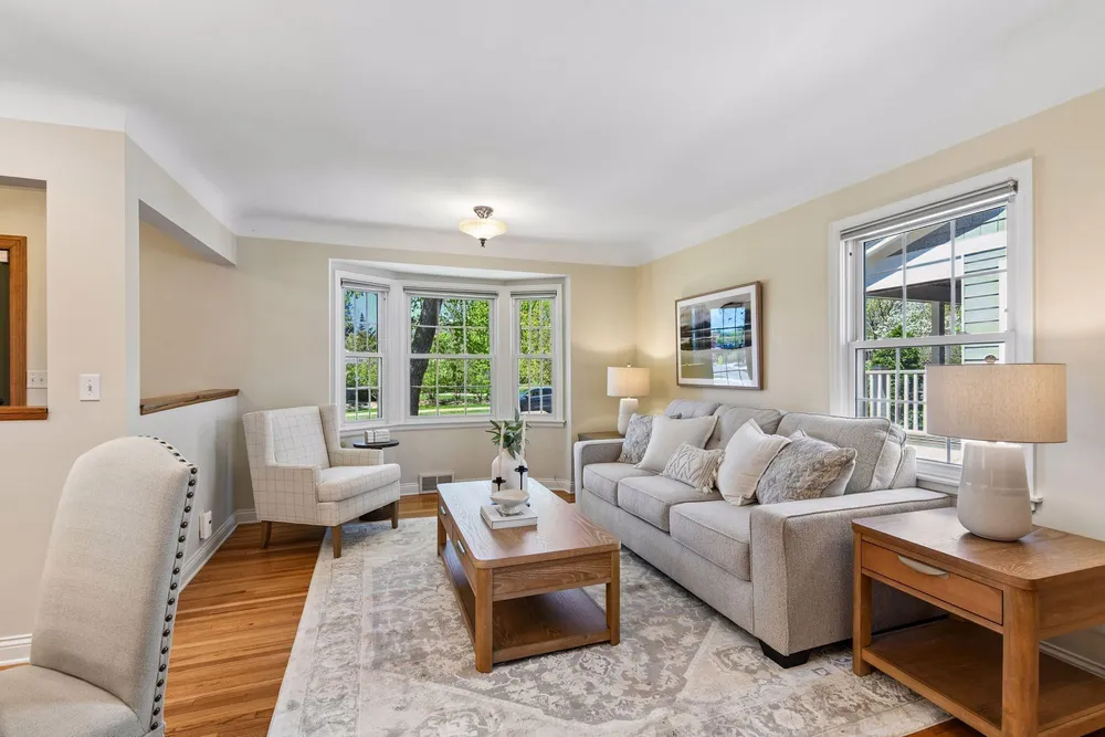 4013 Natchez Ave, Edina, MN 55416