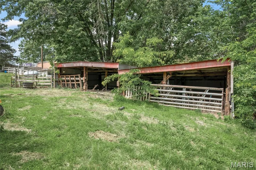 2180 Ebert Ln, Wentzville, MO 63385