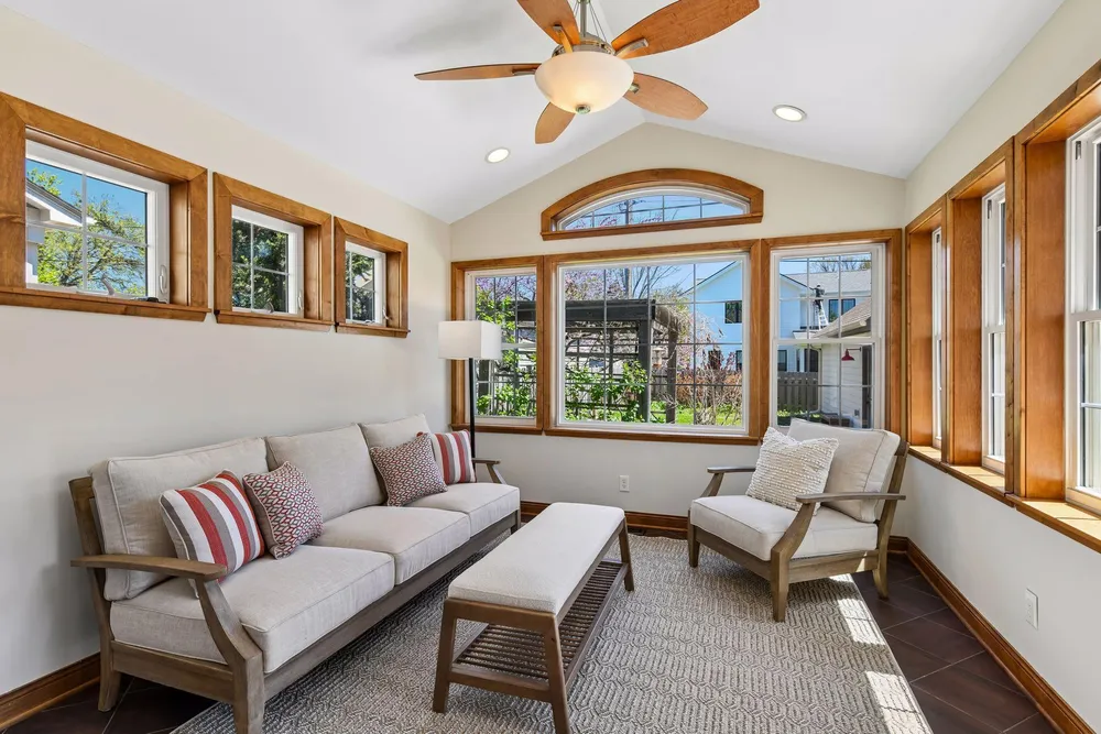 4013 Natchez Ave, Edina, MN 55416