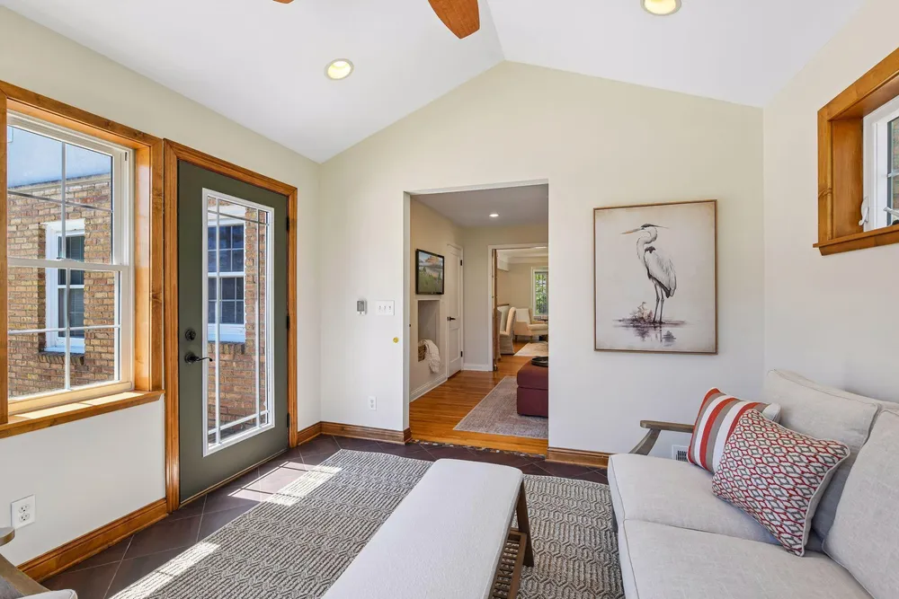 4013 Natchez Ave, Edina, MN 55416