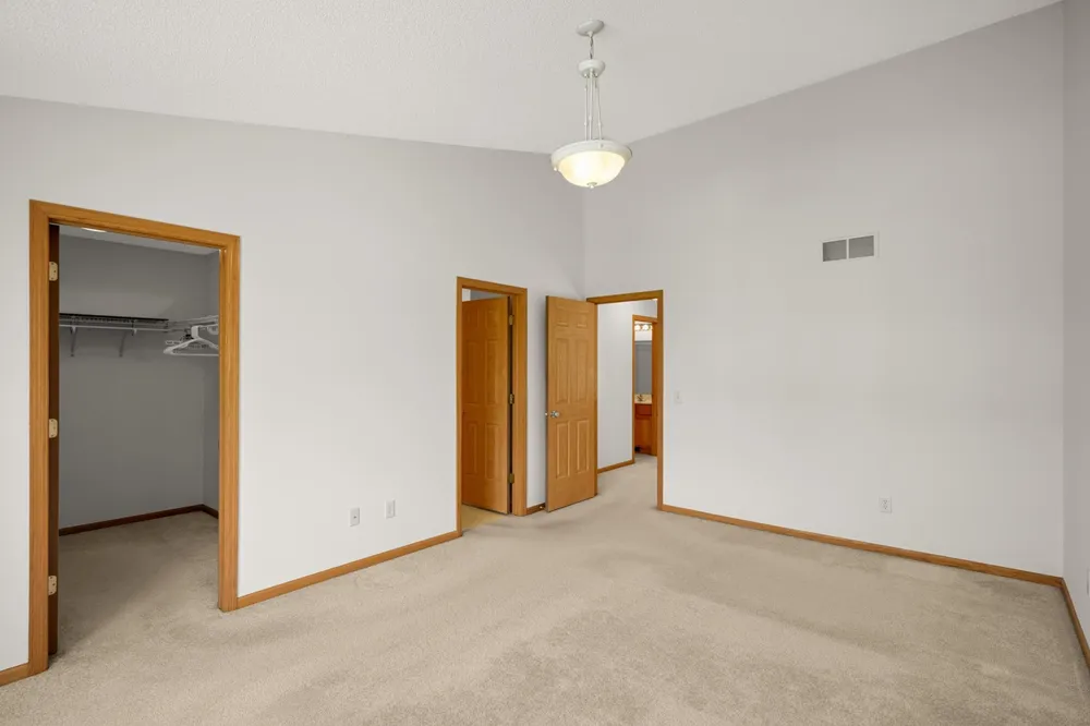 8079 Dana Path, Inver Grove Heights, MN 55076