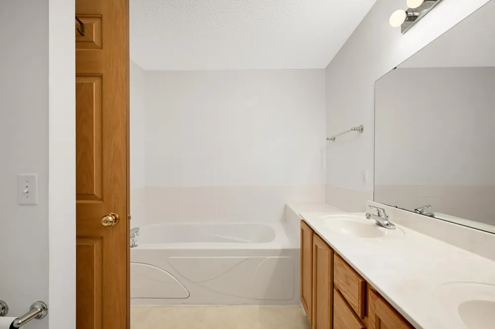 8079 Dana Path, Inver Grove Heights, MN 55076