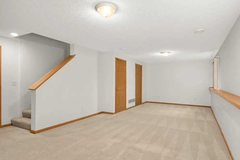 8079 Dana Path, Inver Grove Heights, MN 55076