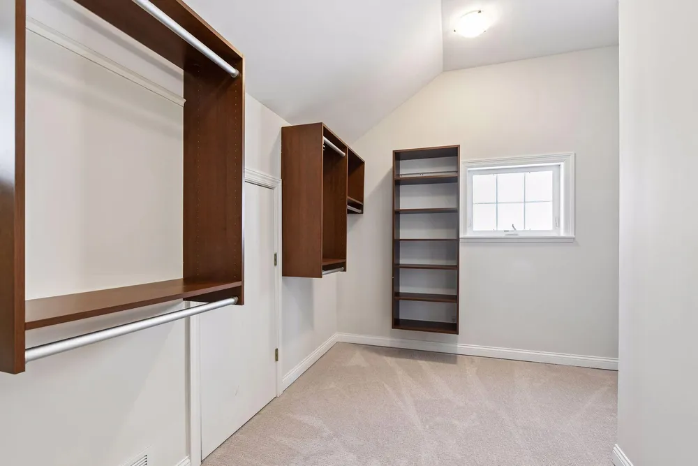4013 Natchez Ave, Edina, MN 55416