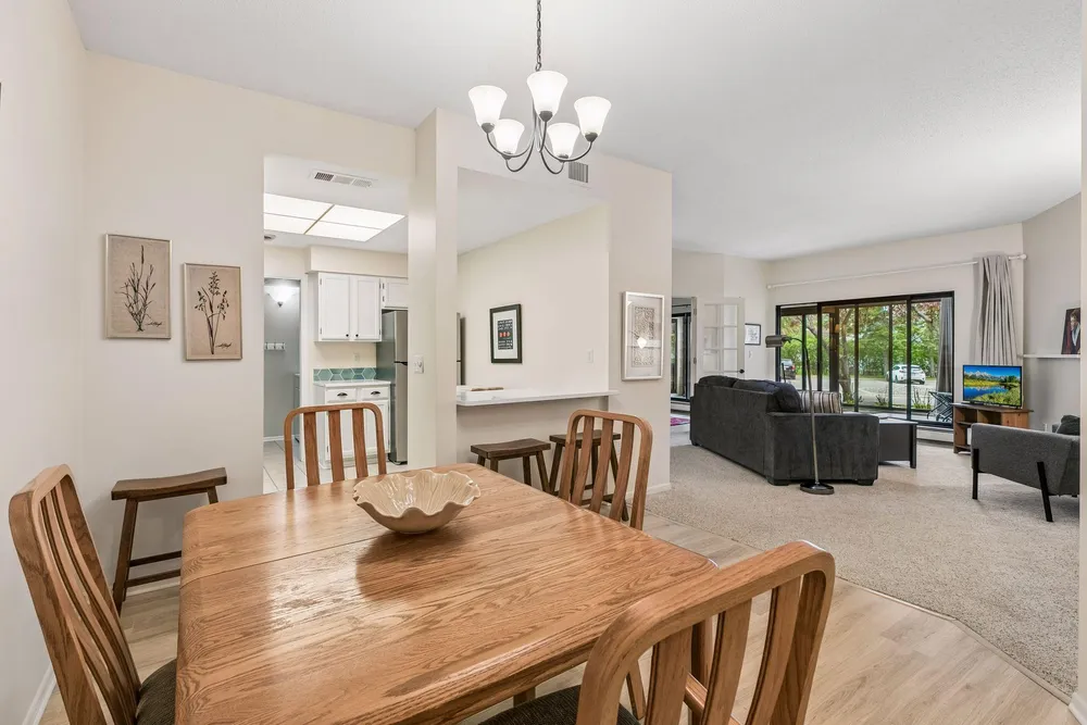 2275 Youngman Ave, Saint Paul, MN 55116