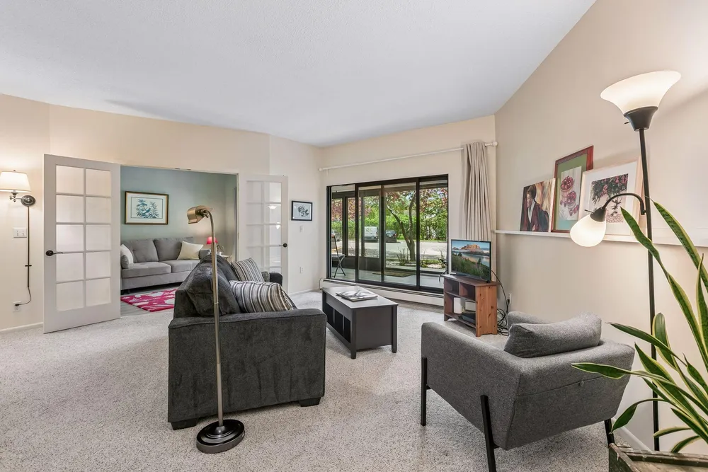 2275 Youngman Ave, Saint Paul, MN 55116