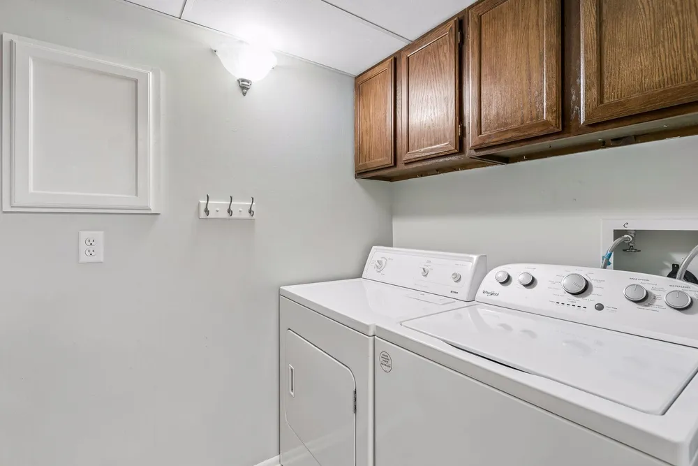 2275 Youngman Ave, Saint Paul, MN 55116