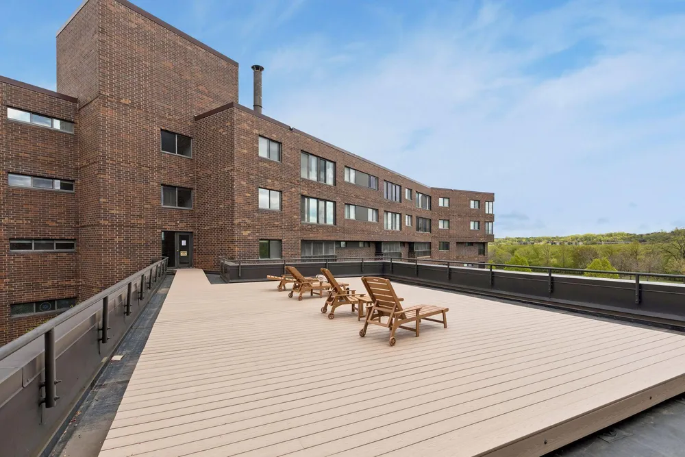 2275 Youngman Ave, Saint Paul, MN 55116