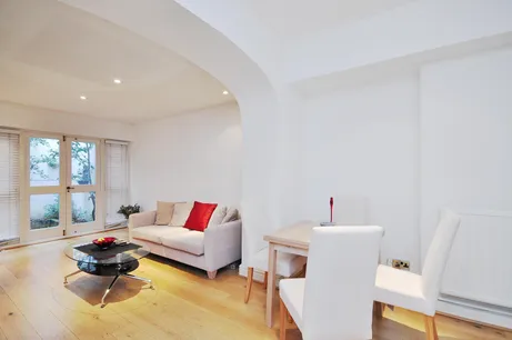 Onslow Gardens  London SW7
