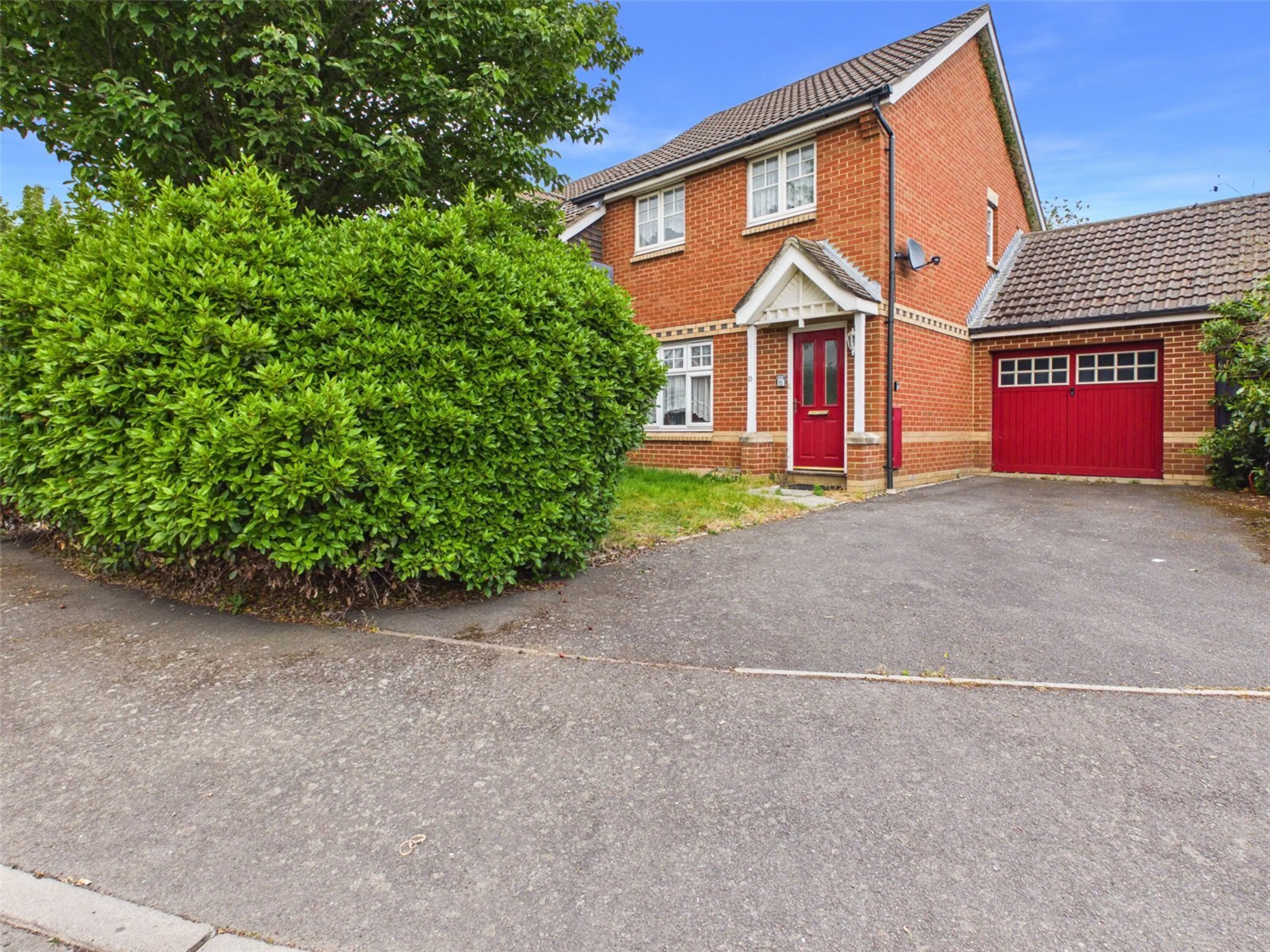 Property at Gladstone Gardens, Hounslow, TW3