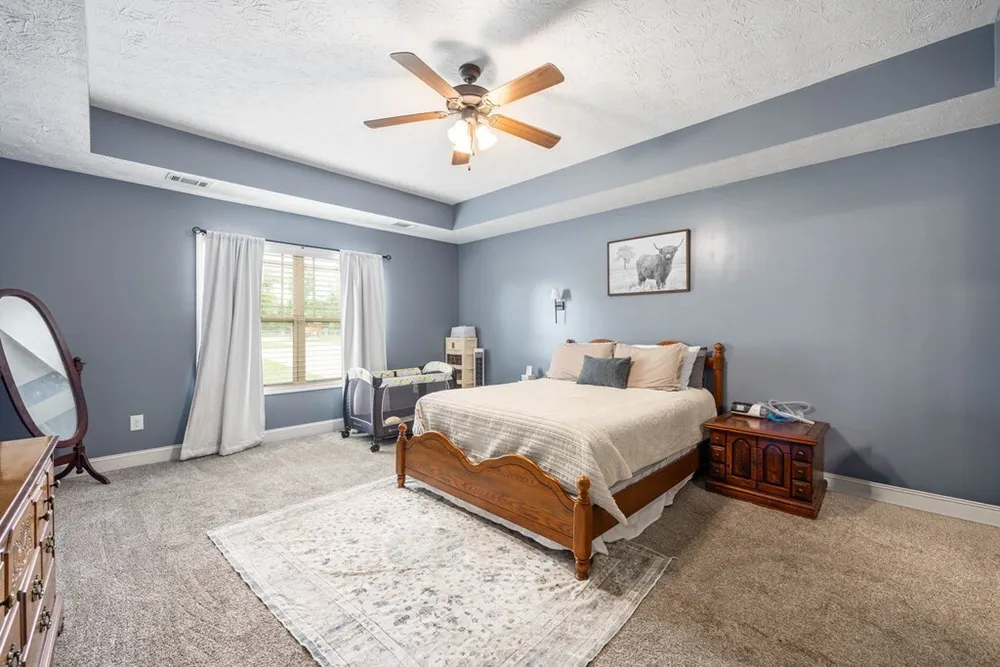 2904 Poyner Dr, Phenix City, AL 36870