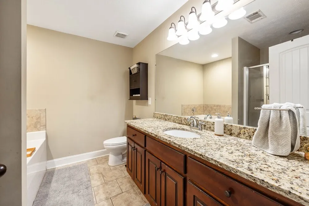 2904 Poyner Dr, Phenix City, AL 36870
