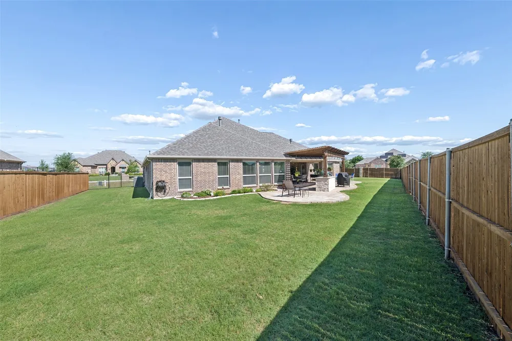 2101 Nuehoff Dr, Anna, TX 75409