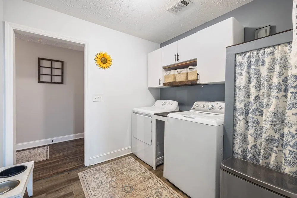 2904 Poyner Dr, Phenix City, AL 36870