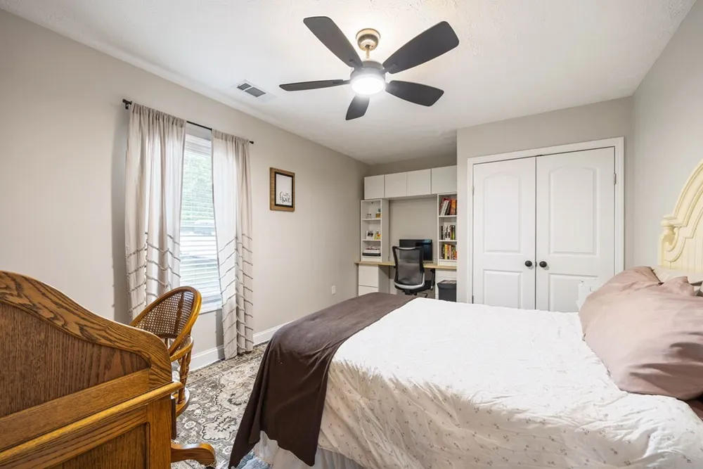 2904 Poyner Dr, Phenix City, AL 36870