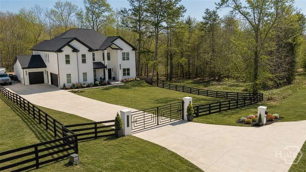 1017 Fleeman Rd, Hoschton, GA 30548