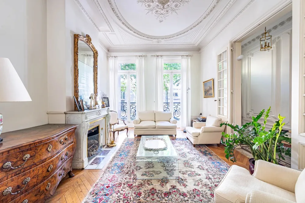 Bordeaux, 33000, France