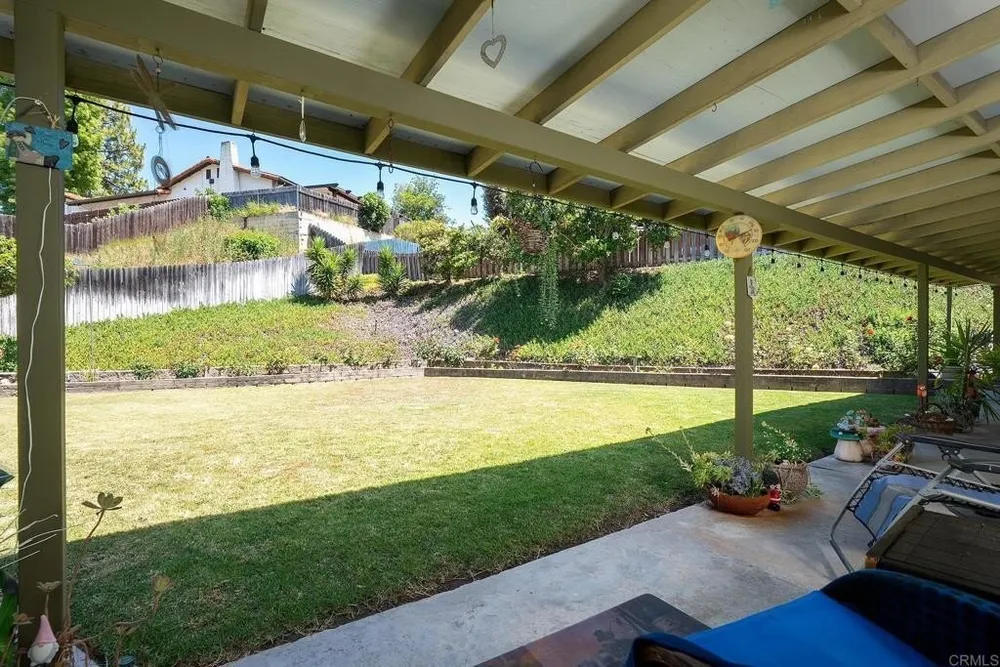 2396 Windmill View Rd, El Cajon, CA 92020