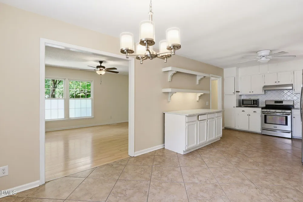 5940 Wintergreen Dr, Raleigh, NC 27609
