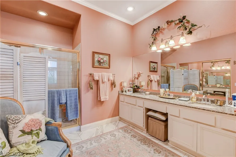 9224 Sunnyfield Dr, Las Vegas, NV 89134