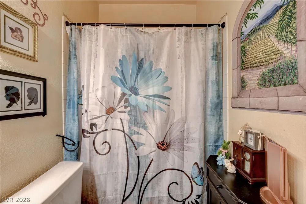 9224 Sunnyfield Dr, Las Vegas, NV 89134