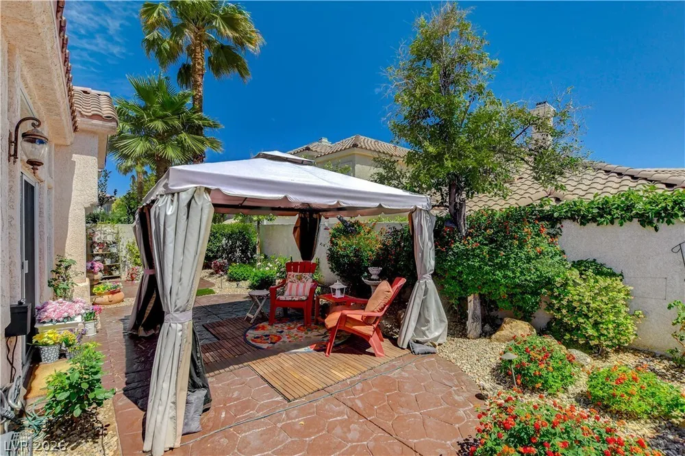 9224 Sunnyfield Dr, Las Vegas, NV 89134