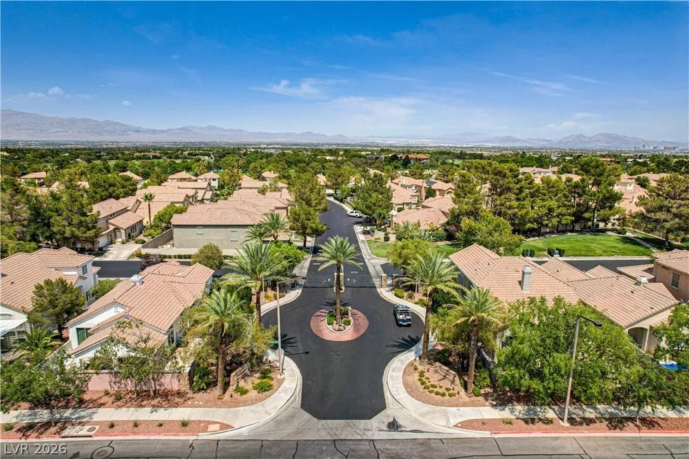 9224 Sunnyfield Dr, Las Vegas, NV 89134