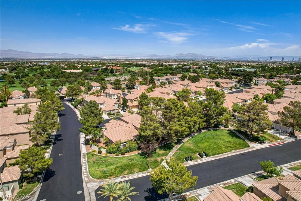 9224 Sunnyfield Dr, Las Vegas, NV 89134
