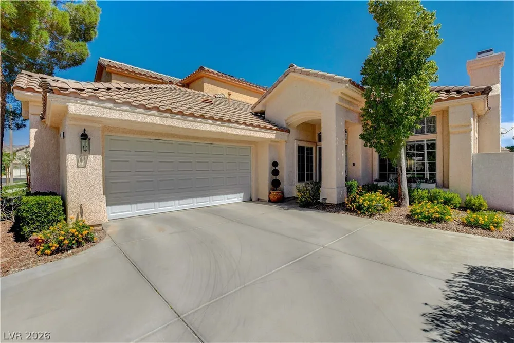 9224 Sunnyfield Dr, Las Vegas, NV 89134