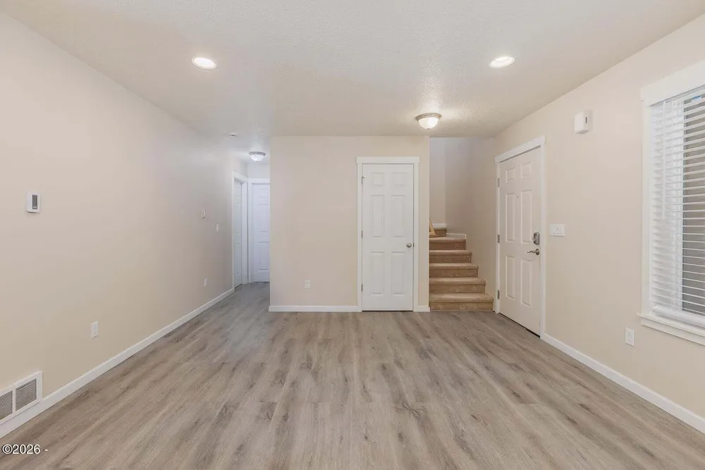 1325 SW Chad Dr, Waldport, OR 97394