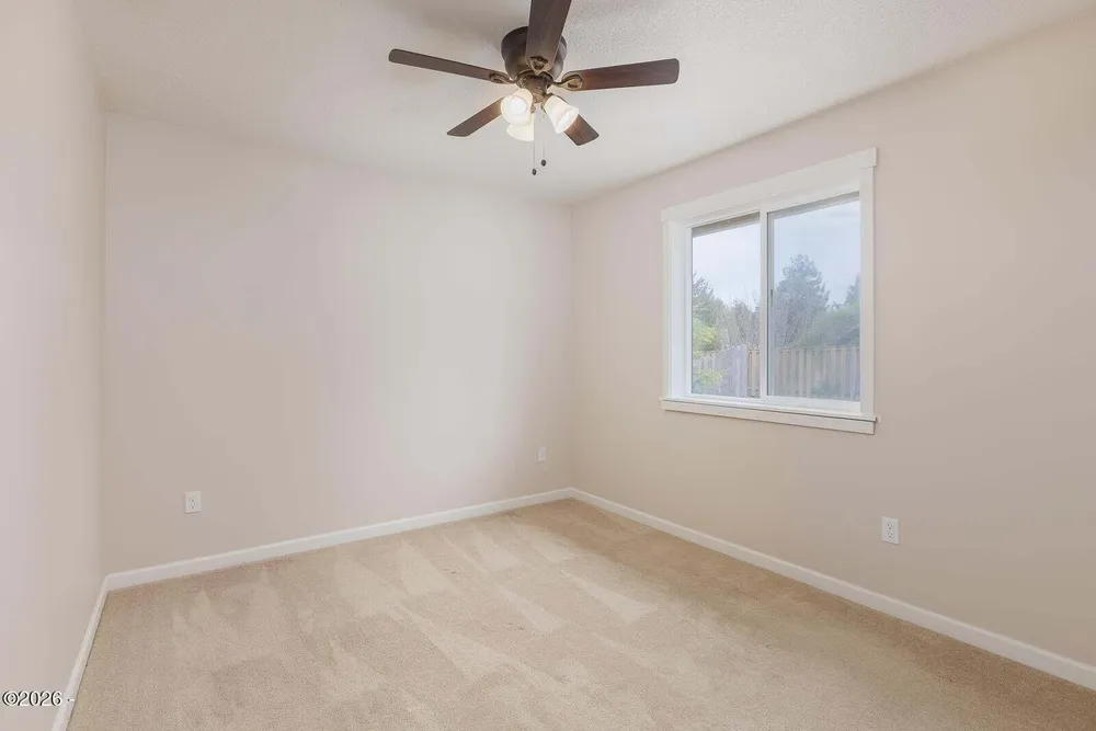 1325 SW Chad Dr, Waldport, OR 97394