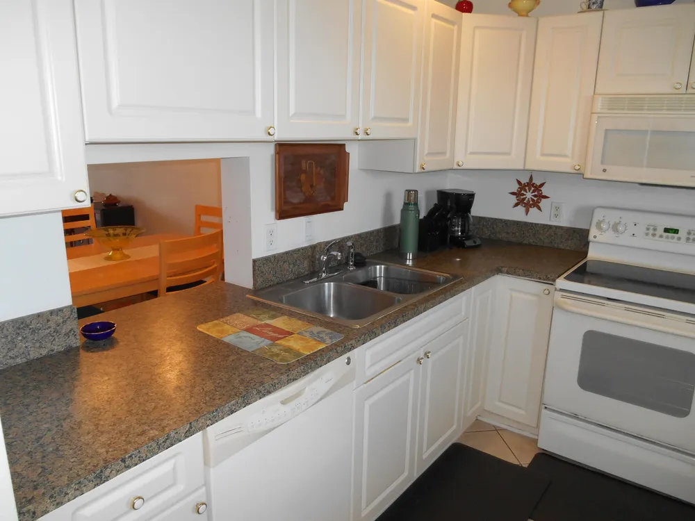 2615 NE 1st Ct, Boynton Beach, FL 33435