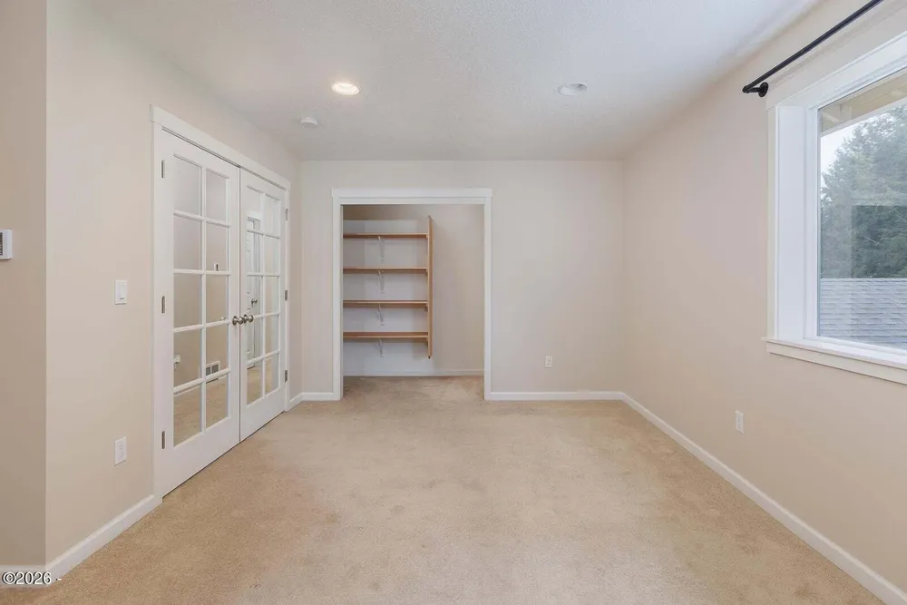 1325 SW Chad Dr, Waldport, OR 97394
