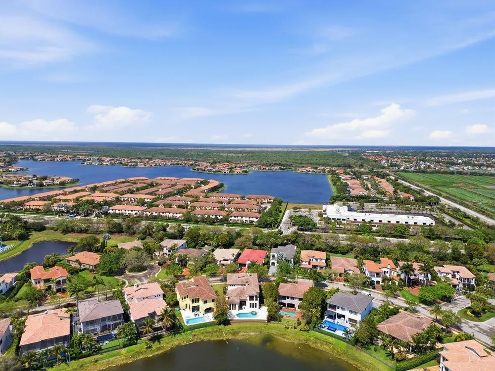 9460 Eden Manor, Parkland, FL 33076