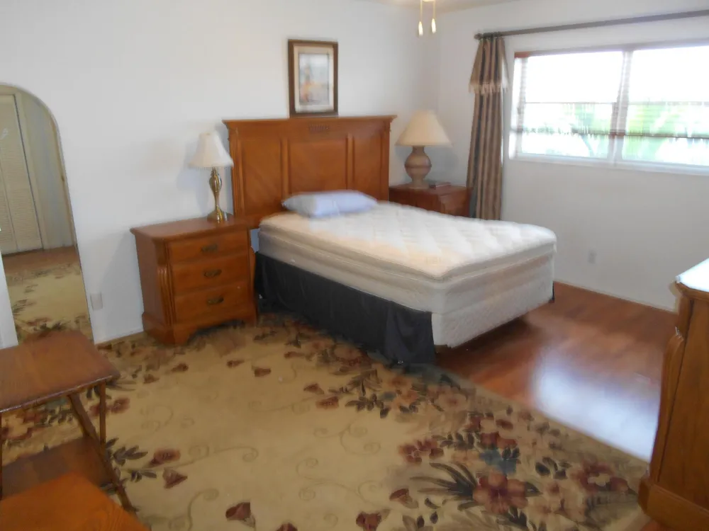 2615 NE 1st Ct, Boynton Beach, FL 33435